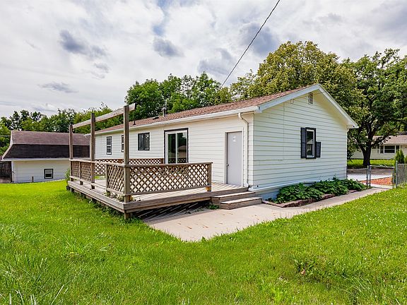 3rd image of 8105 Suncrest Dr