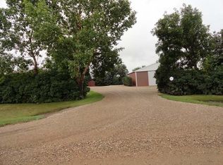 743 16th Ave SW, Washburn, ND 58577