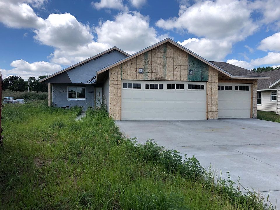 1st image of 1863 Ladbrook Ln