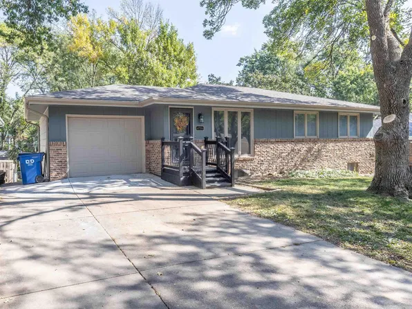 4710 S 57th St, Lincoln, NE 68516