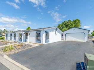 66 Heritage Blvd, Longview, WA 98632