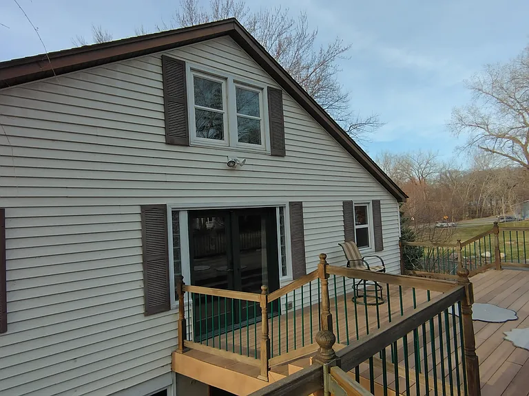 Leafy south-facing deck