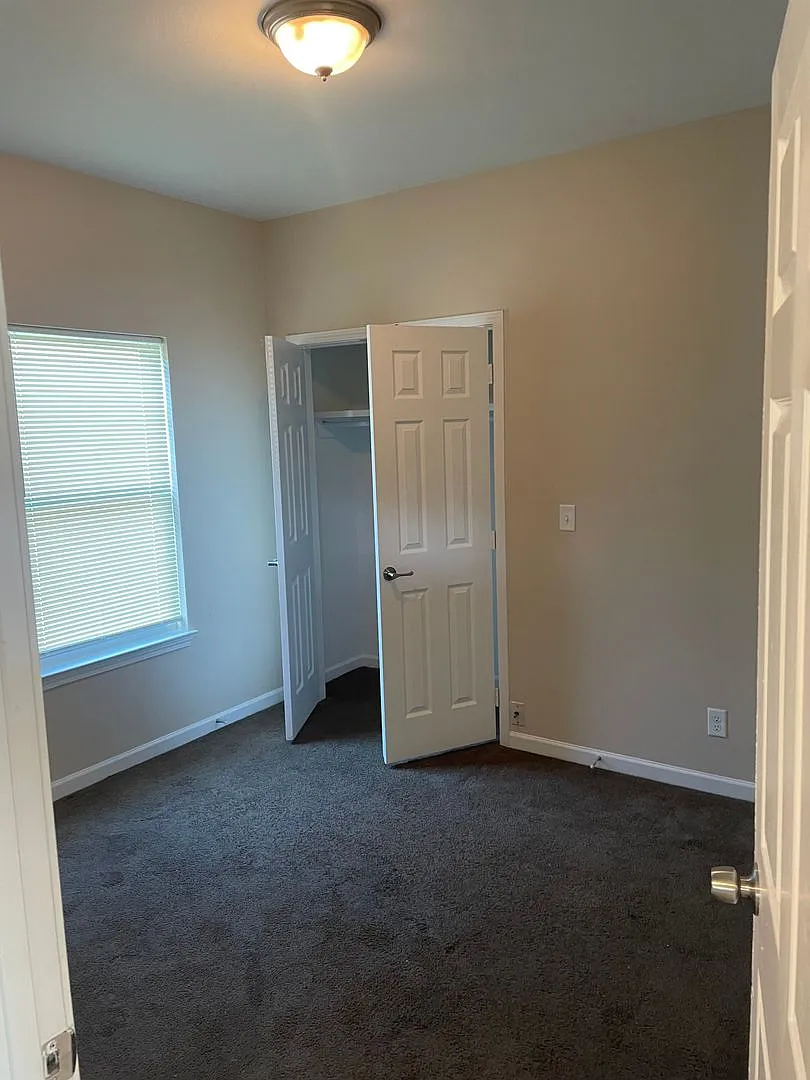 House for Rent — Photo 4