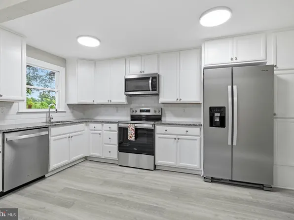 2053 Melson Rd, Wilmington, DE 19808