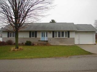 102 Clay St, Rock City, IL 61070