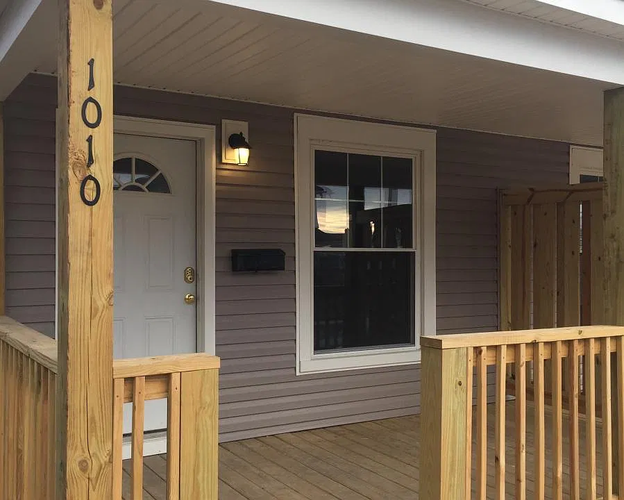 1008-1010 Garfield Ave #1008