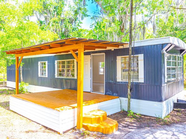 120 E Hicks St, Palatka, FL 32177