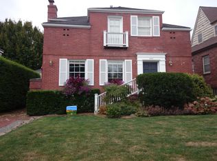 2707 33rd Ave S, Seattle, WA 98144