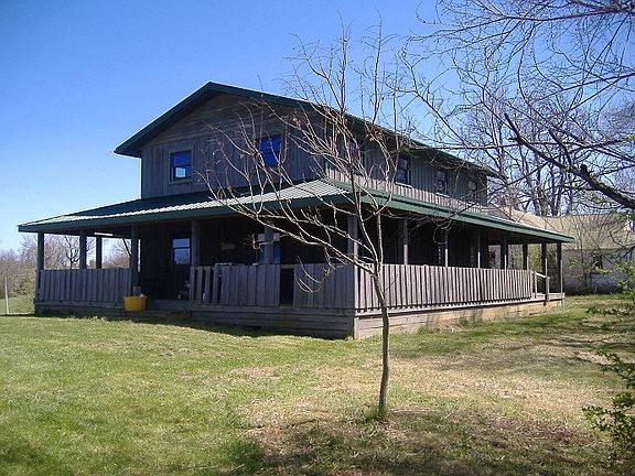 2nd image of 566 Owens Ln