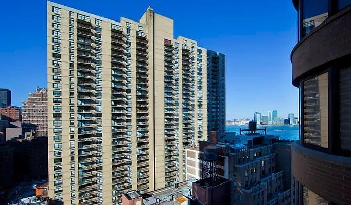 Rented by Thrasher Real Estate | media 37