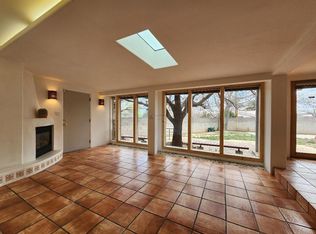 1114 Camino Consuelo, Santa Fe, NM 87507