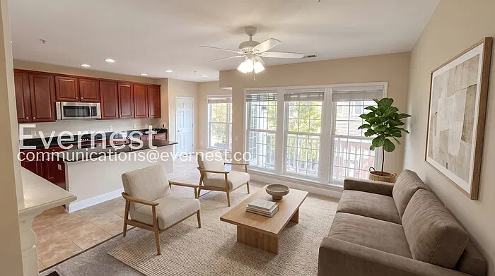 3 bed, 2.5 bath, 2133 sqft, $2,750 — Photo 3