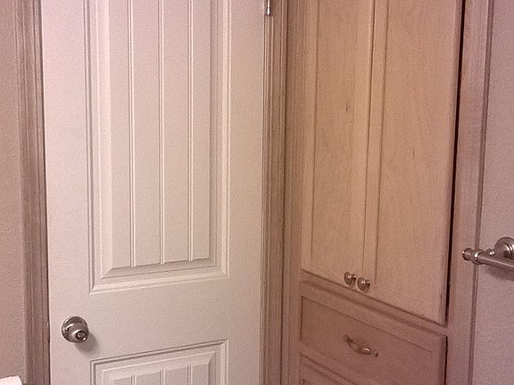 Linen closet/drawers in bath