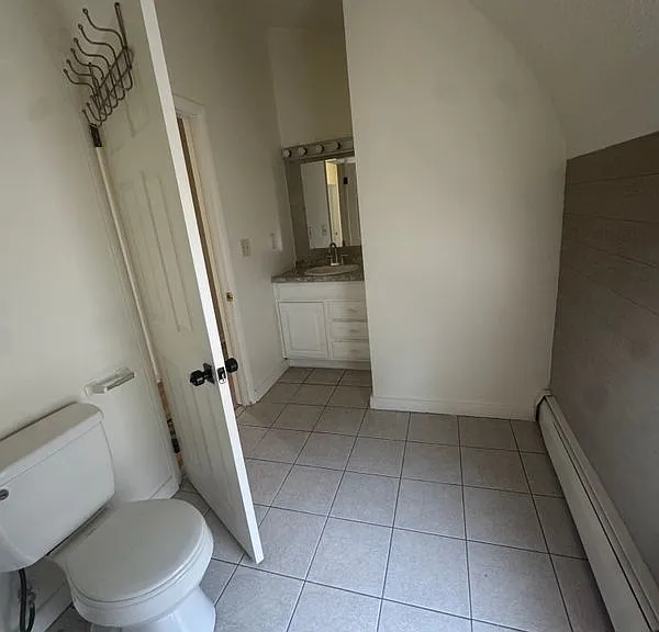 164 W School St #1 — Photo 9