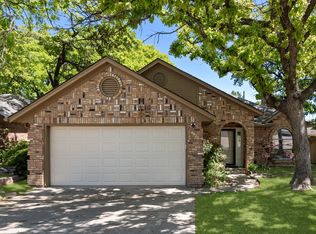 4905 Arborgate Dr, Arlington, TX 76017