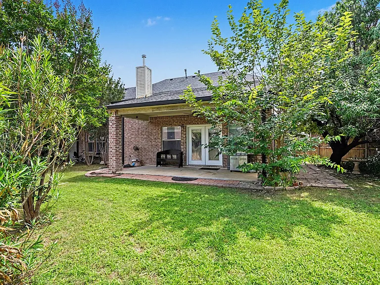 8660 Lariat Cir — Photo 46