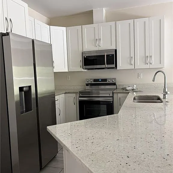 19232 Miami Blvd #236 — Photo 4