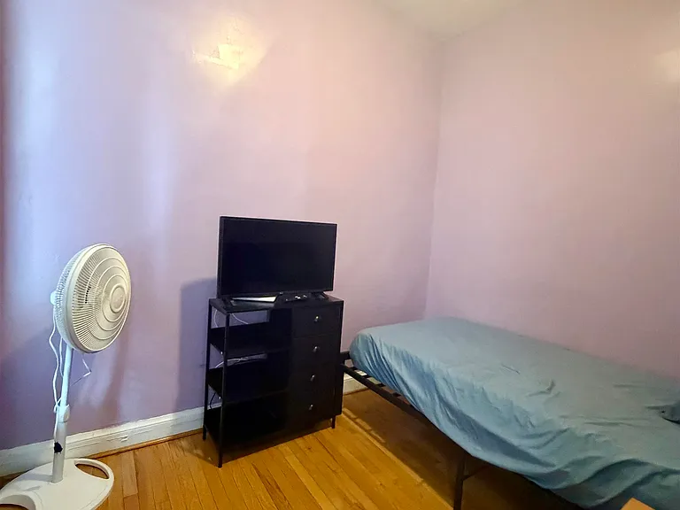 206 Hancock Ave #2 — Photo 11