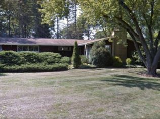 517 Shady Ln, North Barrington, IL 60010