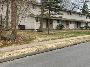 341 Oakland St #8, Manchester, CT 06042