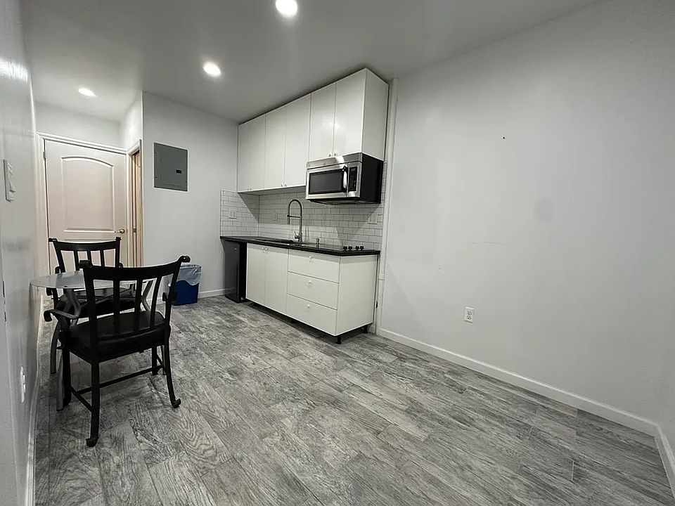 1st image of 429 E 114th St #2B
