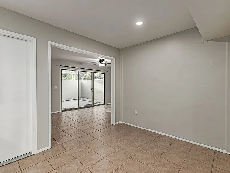 13066 N 100th Dr — Photo 8