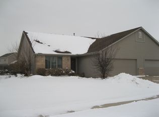 2215 Savanna Dr #A, Janesville, WI 53546