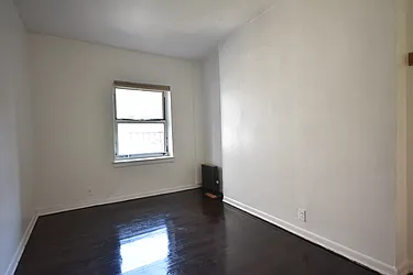 Rented by Green Line Realty