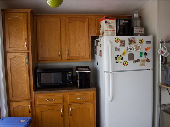 4th image of 1137-71 Lincoln Ave