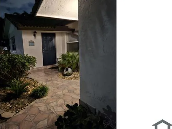 7506 NW 44th Ct #E, Pompano Beach, FL 33065