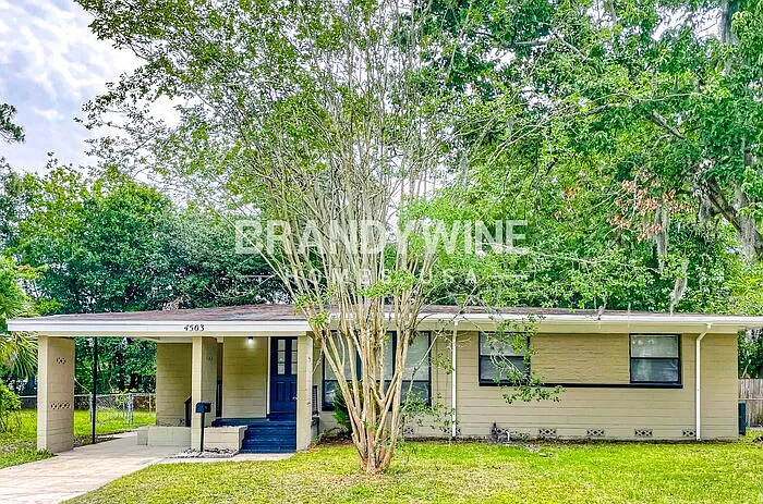4503 Anvers Blvd — Photo 2