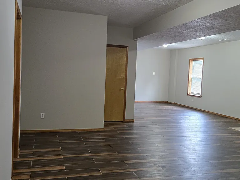 2042 E Charles St — Photo 15