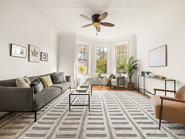 413 Vanderbilt St, Brooklyn, NY 11218
