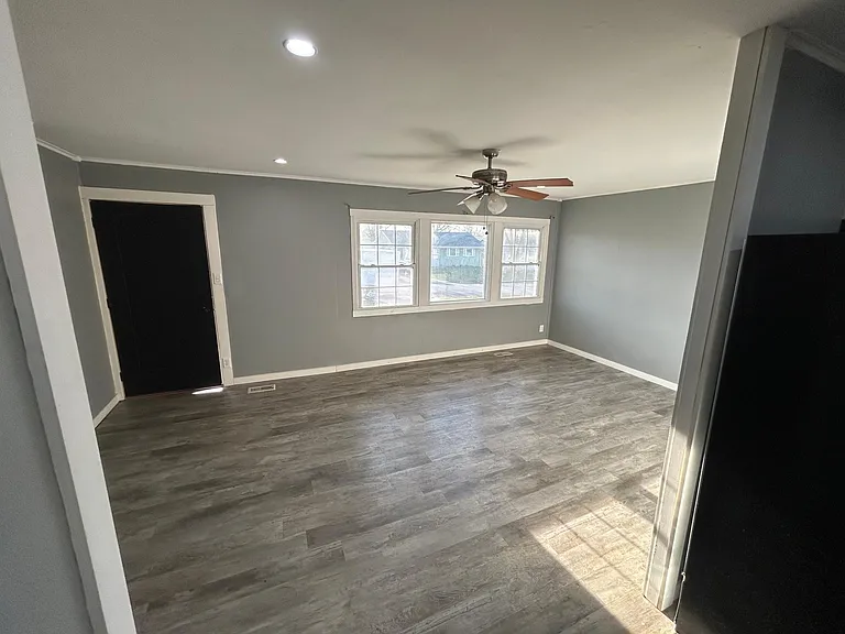 4208 Sherman St NE — Photo 15