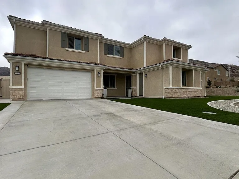 25059 Sand Wedge Dr — Photo 1