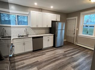 95 Nutt Rd APT 1, Phoenixville, PA 19460