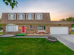 1548 Concord Ave, Westchester, IL 60154