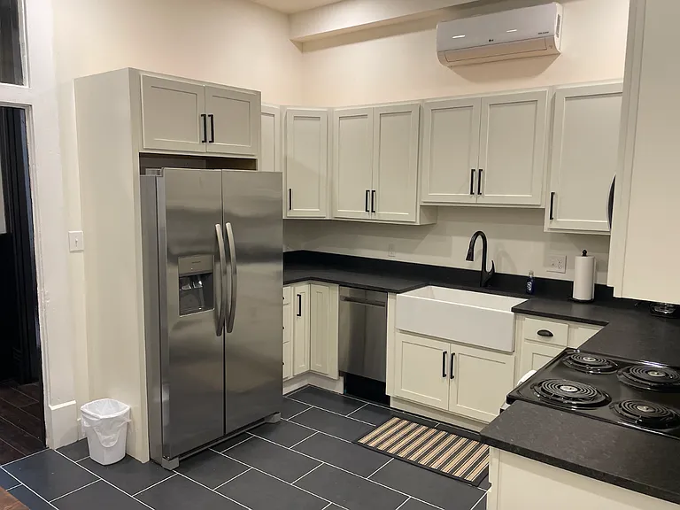 509 Main St #1 — Photo 3
