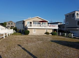185 Kings Hwy, Hampton, NH 03842