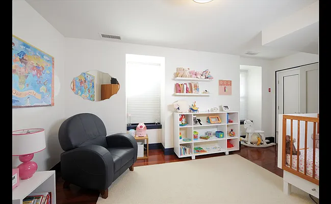 Sold by Douglas Elliman | media 19