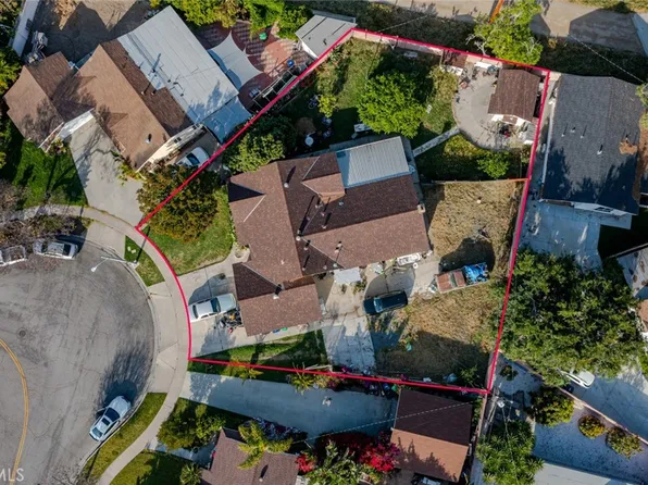 8672 Chanticleer Rd, Stanton, CA 90680