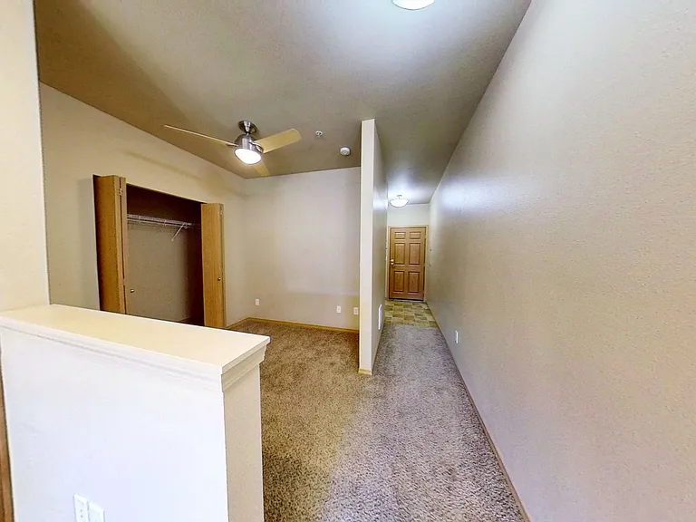 Mckenze Square Apartments — Photo 8