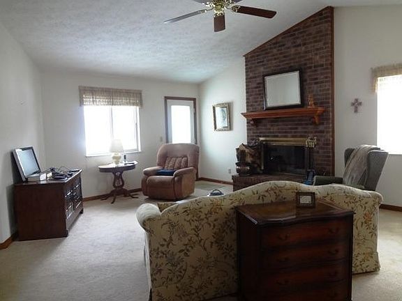 2nd image of 5945 Calmhaven Dr