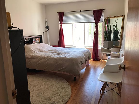 5th image of 1460 S Van Ness Ave #4