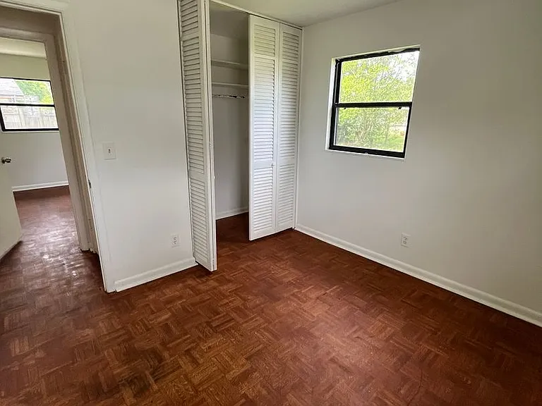 1116 Palisades Dr — Photo 17
