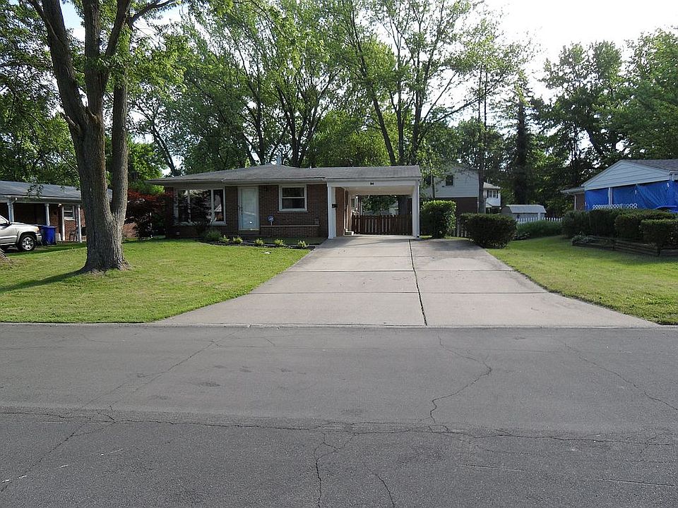 1st image of 310 Saint Eugene Ln