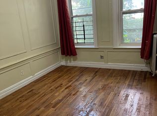 121 E 96th St APT 2R, Brooklyn, NY 11212