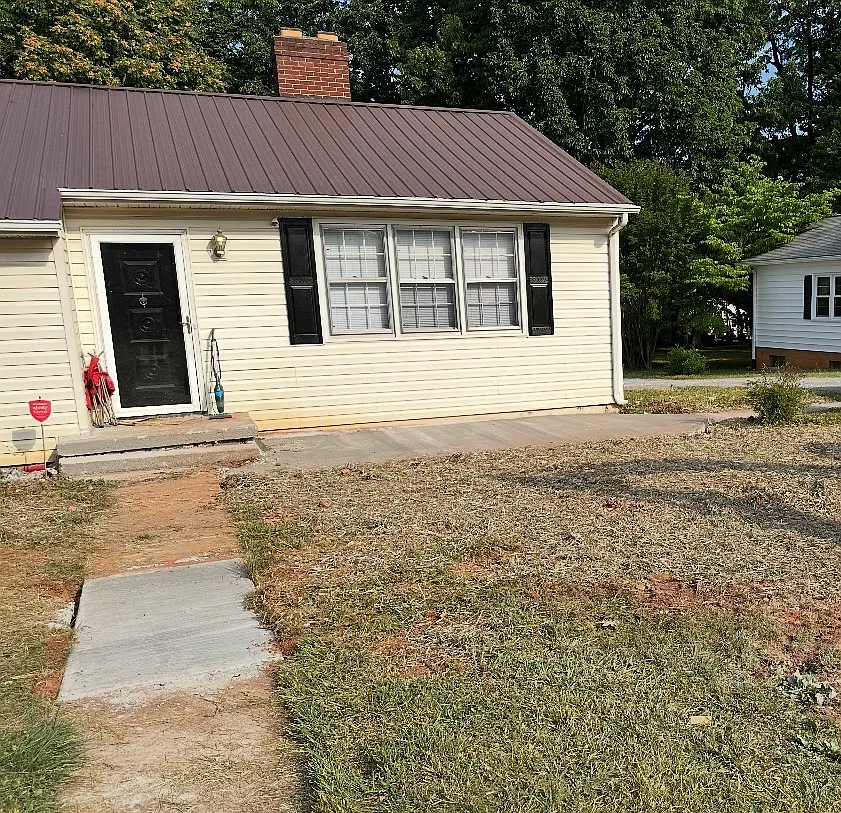 2 bed, $1,350 — Photo 1