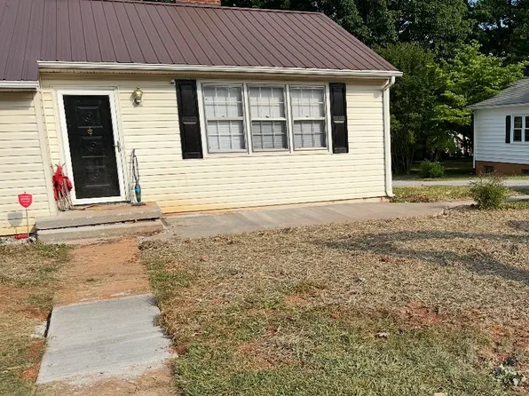 708 Leesville Rd #A, Lynchburg, VA 24502