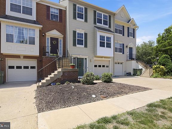 2nd image of 309 Barrows Ct